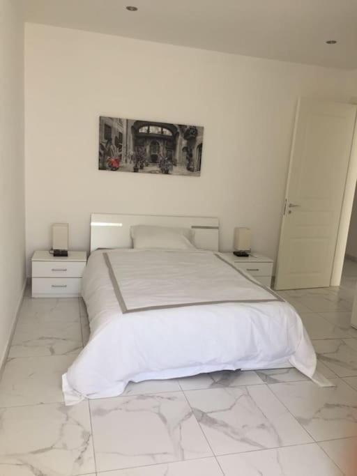 Brand New Modern 2 Bed 2 Bath In St Julian's Apartamento *